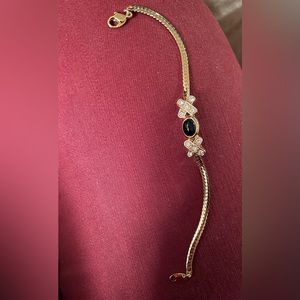 Avon vintage bracelet